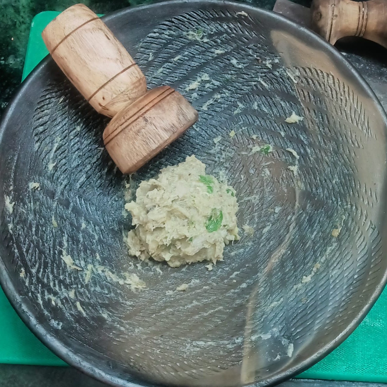 Clay-made-bharta-batuni-Matir-bharta-batuni